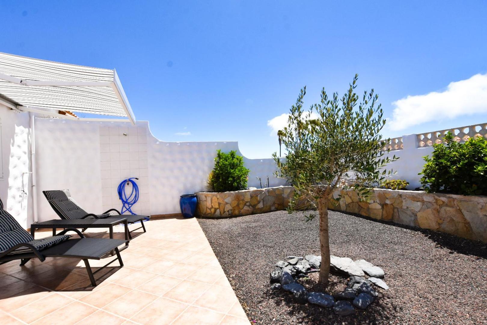 Book Jet - Sunny With Garden And Wifi Casa vacanze